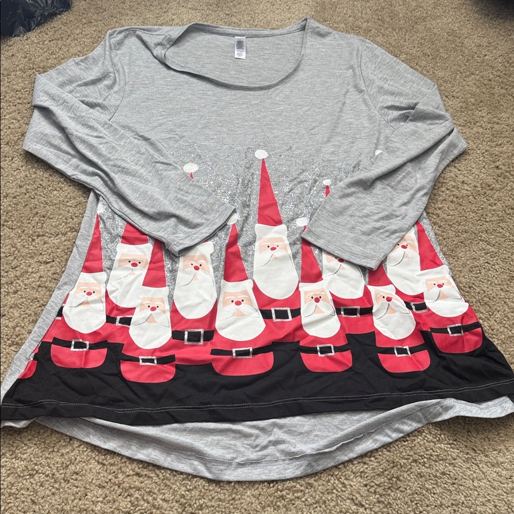 Gray Santa Print Long Sleeve Tee